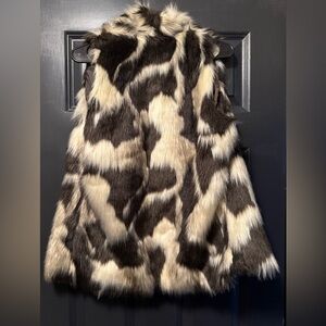 CARMIN faux fur vest- Size Large- NWOT